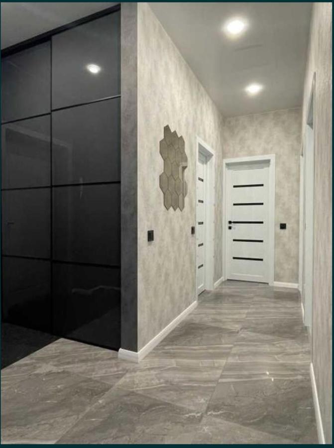 Lux 1-Bedroom Most City Center Area Днепър Екстериор снимка